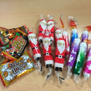 お菓子もクリスマスです